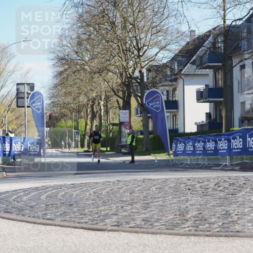 06.04.2025 - 44. Internationalen Wilhelmsburger Insellauf Luisa Fischer http://msf.ph/oto/7556200 06.04.2025 10:07:38 Ziel 3260 meine-sportfotos.de