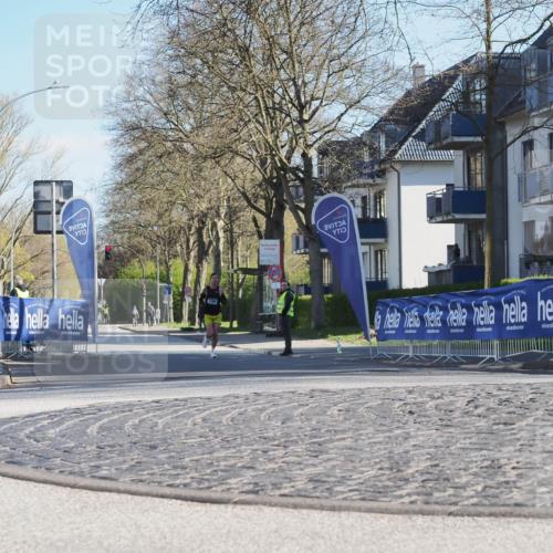 06.04.2025 - 44. Internationalen Wilhelmsburger Insellauf Luisa Fischer http://msf.ph/oto/7556203 06.04.2025 10:07:38 Ziel 3260 meine-sportfotos.de