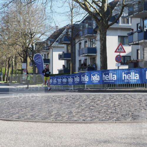06.04.2025 - 44. Internationalen Wilhelmsburger Insellauf Luisa Fischer http://msf.ph/oto/7556242 06.04.2025 10:07:41 Ziel 260 meine-sportfotos.de