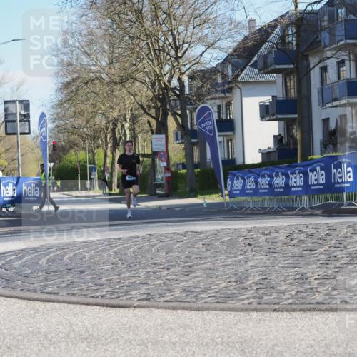 06.04.2025 - 44. Internationalen Wilhelmsburger Insellauf Luisa Fischer http://msf.ph/oto/7556278 06.04.2025 10:08:15 Ziel 4619 meine-sportfotos.de