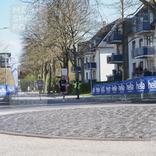 06.04.2025 - 44. Internationalen Wilhelmsburger Insellauf Luisa Fischer http://msf.ph/oto/7556341 06.04.2025 10:10:04 Ziel 4127 meine-sportfotos.de
