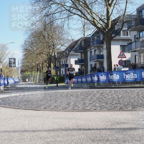 06.04.2025 - 44. Internationalen Wilhelmsburger Insellauf Luisa Fischer http://msf.ph/oto/7556388 06.04.2025 10:10:06 Ziel 4500 meine-sportfotos.de