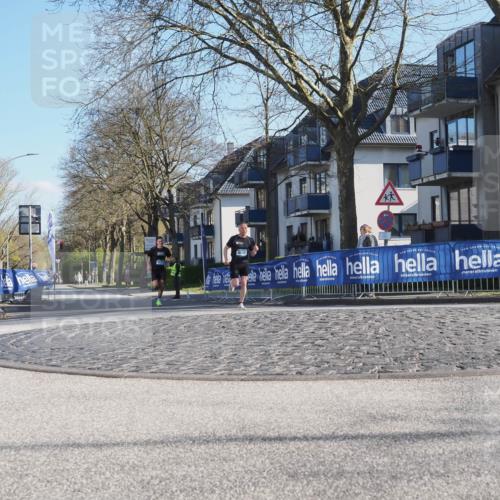 06.04.2025 - 44. Internationalen Wilhelmsburger Insellauf Luisa Fischer http://msf.ph/oto/7556393 06.04.2025 10:10:06 Ziel  meine-sportfotos.de