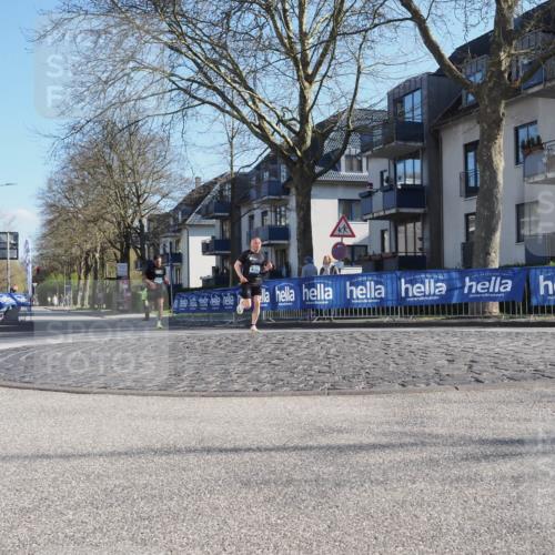 06.04.2025 - 44. Internationalen Wilhelmsburger Insellauf Luisa Fischer http://msf.ph/oto/7556406 06.04.2025 10:10:07 Ziel  meine-sportfotos.de