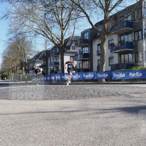 06.04.2025 - 44. Internationalen Wilhelmsburger Insellauf Luisa Fischer http://msf.ph/oto/7556421 06.04.2025 10:10:08 Ziel 4500 meine-sportfotos.de
