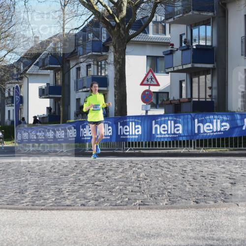 06.04.2025 - 44. Internationalen Wilhelmsburger Insellauf Luisa Fischer http://msf.ph/oto/7556452 06.04.2025 10:11:00 Ziel 5001 meine-sportfotos.de