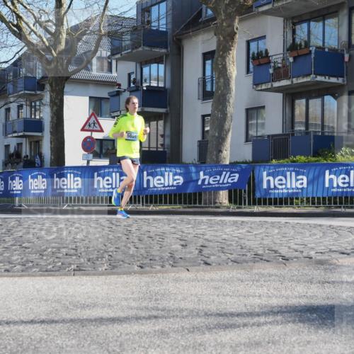 06.04.2025 - 44. Internationalen Wilhelmsburger Insellauf Luisa Fischer http://msf.ph/oto/7556471 06.04.2025 10:11:01 Ziel 5001 meine-sportfotos.de