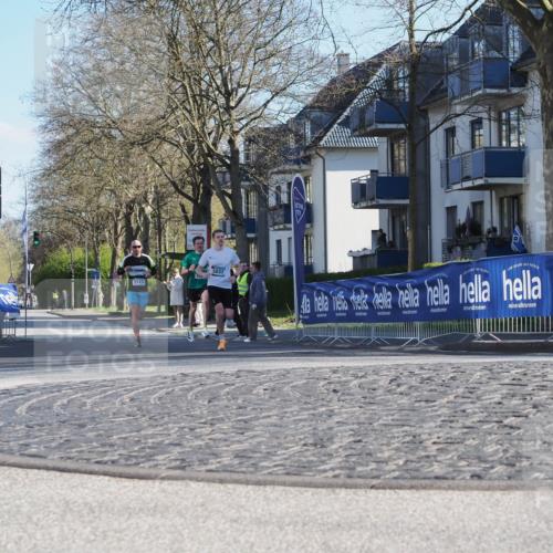 06.04.2025 - 44. Internationalen Wilhelmsburger Insellauf Luisa Fischer http://msf.ph/oto/7556493 06.04.2025 10:11:03 Ziel 5123, 5037 meine-sportfotos.de