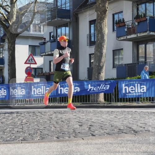 06.04.2025 - 44. Internationalen Wilhelmsburger Insellauf Luisa Fischer http://msf.ph/oto/7556643 06.04.2025 10:11:46 Ziel 3214 meine-sportfotos.de
