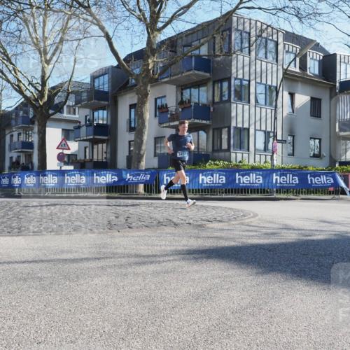 06.04.2025 - 44. Internationalen Wilhelmsburger Insellauf Luisa Fischer http://msf.ph/oto/7556689 06.04.2025 10:12:00 Ziel 3457 meine-sportfotos.de