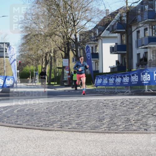 06.04.2025 - 44. Internationalen Wilhelmsburger Insellauf Luisa Fischer http://msf.ph/oto/7556703 06.04.2025 10:12:22 Ziel 4285 meine-sportfotos.de