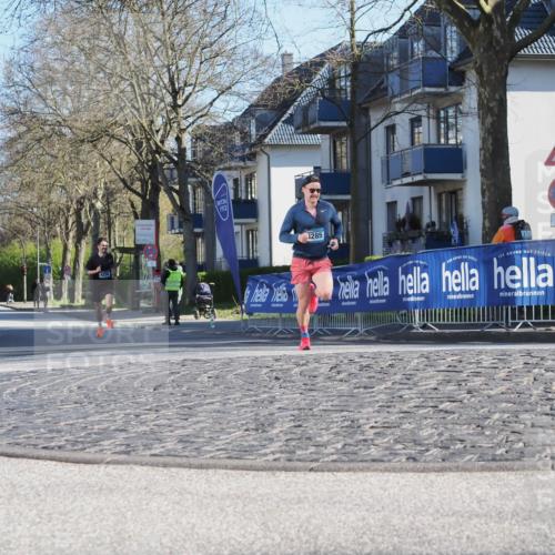 06.04.2025 - 44. Internationalen Wilhelmsburger Insellauf Luisa Fischer http://msf.ph/oto/7556724 06.04.2025 10:12:23 Ziel 4206, 1713, 1285 meine-sportfotos.de