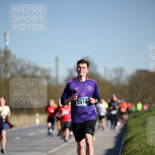 06.04.2025 - 44. Internationalen Wilhelmsburger Insellauf Dr. Thomas Lammeyer http://msf.ph/oto/7556728 06.04.2025 09:32:43 Laufen 3, 35180 meine-sportfotos.de