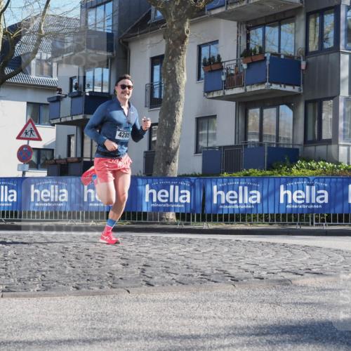 06.04.2025 - 44. Internationalen Wilhelmsburger Insellauf Luisa Fischer http://msf.ph/oto/7556756 06.04.2025 10:12:25 Ziel 4285 meine-sportfotos.de