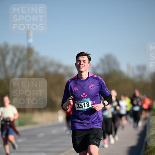 06.04.2025 - 44. Internationalen Wilhelmsburger Insellauf Dr. Thomas Lammeyer http://msf.ph/oto/7556763 06.04.2025 09:32:44 Laufen 3513 meine-sportfotos.de