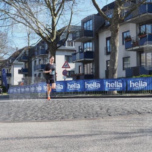 06.04.2025 - 44. Internationalen Wilhelmsburger Insellauf Luisa Fischer http://msf.ph/oto/7556790 06.04.2025 10:12:27 Ziel 4206 meine-sportfotos.de