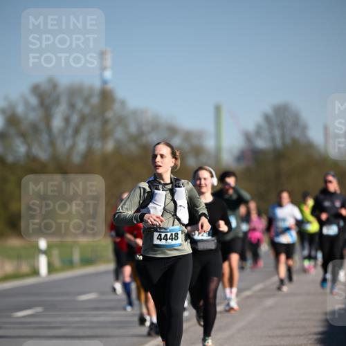 06.04.2025 - 44. Internationalen Wilhelmsburger Insellauf Dr. Thomas Lammeyer http://msf.ph/oto/7556831 06.04.2025 09:32:49 Laufen 4448 meine-sportfotos.de