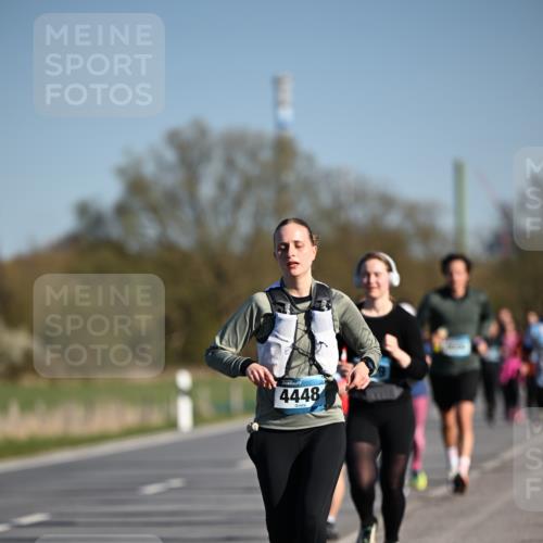 06.04.2025 - 44. Internationalen Wilhelmsburger Insellauf Dr. Thomas Lammeyer http://msf.ph/oto/7556851 06.04.2025 09:32:50 Laufen 4448 meine-sportfotos.de