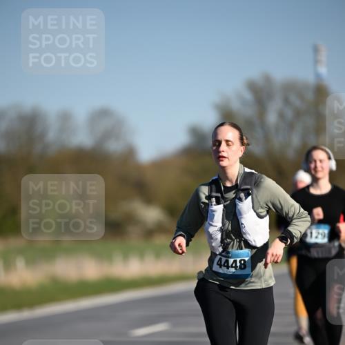 06.04.2025 - 44. Internationalen Wilhelmsburger Insellauf Dr. Thomas Lammeyer http://msf.ph/oto/7556882 06.04.2025 09:32:51 Laufen 4448, 129 meine-sportfotos.de