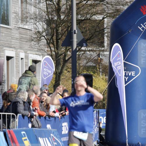 06.04.2025 - 44. Internationalen Wilhelmsburger Insellauf A. Gomolzig http://msf.ph/oto/7556892 06.04.2025 10:24:06 Ziel 3164, 4322 meine-sportfotos.de