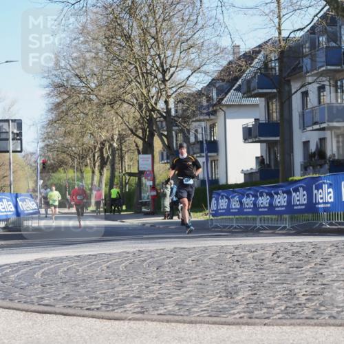 06.04.2025 - 44. Internationalen Wilhelmsburger Insellauf Luisa Fischer http://msf.ph/oto/7556894 06.04.2025 10:13:39 Ziel 461 meine-sportfotos.de