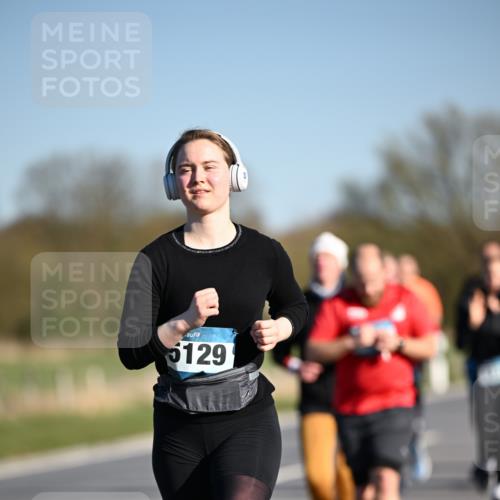 06.04.2025 - 44. Internationalen Wilhelmsburger Insellauf Dr. Thomas Lammeyer http://msf.ph/oto/7556920 06.04.2025 09:32:54 Laufen 129 meine-sportfotos.de