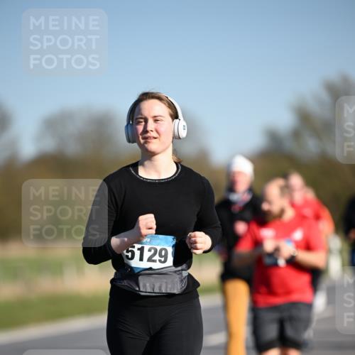 06.04.2025 - 44. Internationalen Wilhelmsburger Insellauf Dr. Thomas Lammeyer http://msf.ph/oto/7556923 06.04.2025 09:32:54 Laufen 5129 meine-sportfotos.de