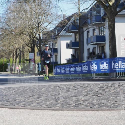 06.04.2025 - 44. Internationalen Wilhelmsburger Insellauf Luisa Fischer http://msf.ph/oto/7556991 06.04.2025 10:14:14 Ziel 3961 meine-sportfotos.de