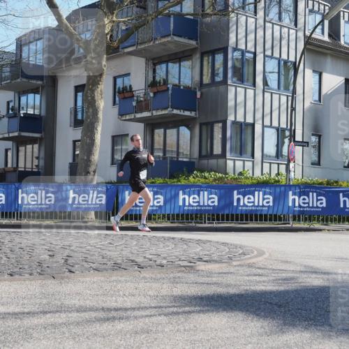 06.04.2025 - 44. Internationalen Wilhelmsburger Insellauf Luisa Fischer http://msf.ph/oto/7557016 06.04.2025 10:14:29 Ziel  meine-sportfotos.de
