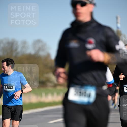 06.04.2025 - 44. Internationalen Wilhelmsburger Insellauf Dr. Thomas Lammeyer http://msf.ph/oto/7557049 06.04.2025 09:33:01 Laufen 3603 meine-sportfotos.de