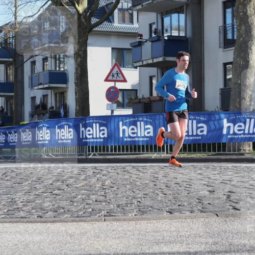 06.04.2025 - 44. Internationalen Wilhelmsburger Insellauf Luisa Fischer http://msf.ph/oto/7557143 06.04.2025 10:15:10 Ziel 3475 meine-sportfotos.de