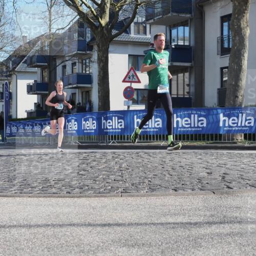 06.04.2025 - 44. Internationalen Wilhelmsburger Insellauf Luisa Fischer http://msf.ph/oto/7557173 06.04.2025 10:15:16 Ziel 776, 3080 meine-sportfotos.de