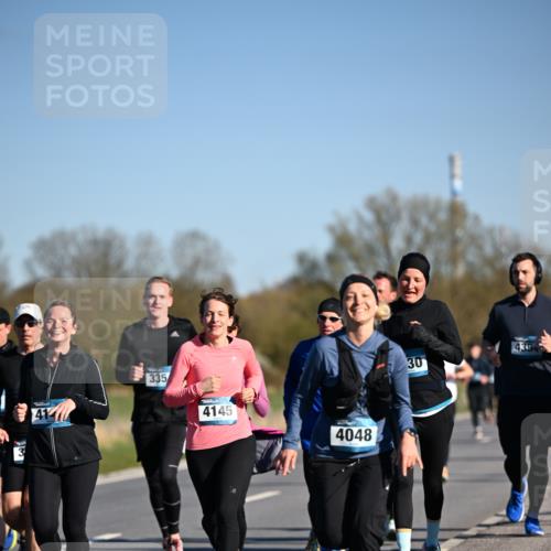 06.04.2025 - 44. Internationalen Wilhelmsburger Insellauf Dr. Thomas Lammeyer http://msf.ph/oto/7557179 06.04.2025 09:33:09 Laufen 41440, 335, 4145, 4048, 30, 435 meine-sportfotos.de