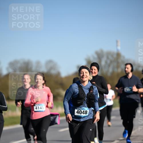 06.04.2025 - 44. Internationalen Wilhelmsburger Insellauf Dr. Thomas Lammeyer http://msf.ph/oto/7557196 06.04.2025 09:33:10 Laufen 4145, 4048 meine-sportfotos.de