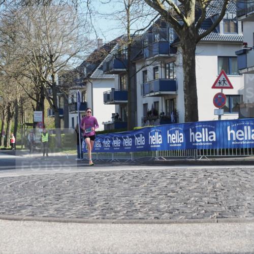 06.04.2025 - 44. Internationalen Wilhelmsburger Insellauf Luisa Fischer http://msf.ph/oto/7557234 06.04.2025 10:15:59 Ziel 4492 meine-sportfotos.de