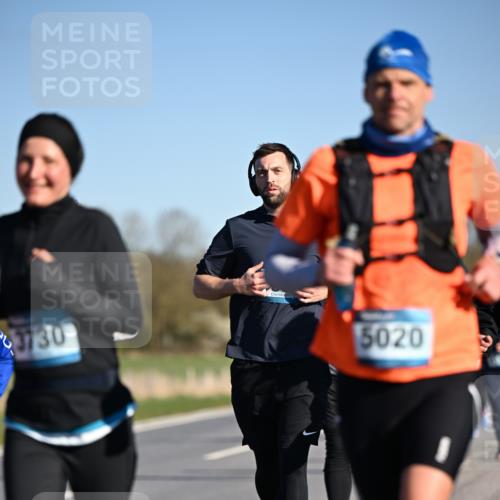 06.04.2025 - 44. Internationalen Wilhelmsburger Insellauf Dr. Thomas Lammeyer http://msf.ph/oto/7557241 06.04.2025 09:33:13 Laufen 3730, 5020 meine-sportfotos.de