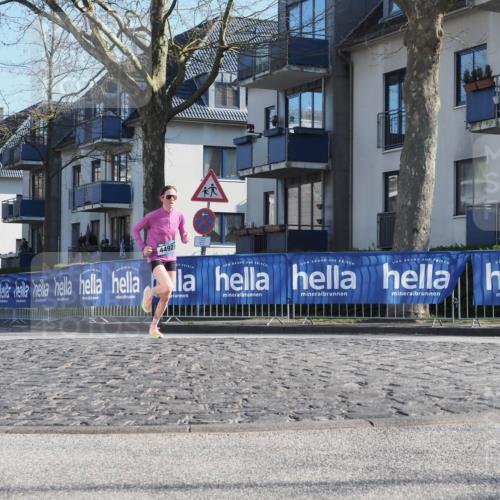 06.04.2025 - 44. Internationalen Wilhelmsburger Insellauf Luisa Fischer http://msf.ph/oto/7557242 06.04.2025 10:16:01 Ziel 4492 meine-sportfotos.de