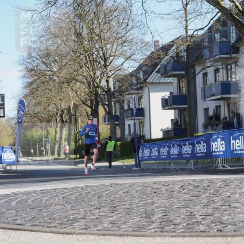 06.04.2025 - 44. Internationalen Wilhelmsburger Insellauf Luisa Fischer http://msf.ph/oto/7557266 06.04.2025 10:16:12 Ziel 4430 meine-sportfotos.de