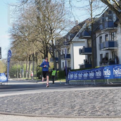 06.04.2025 - 44. Internationalen Wilhelmsburger Insellauf Luisa Fischer http://msf.ph/oto/7557269 06.04.2025 10:16:12 Ziel 430 meine-sportfotos.de