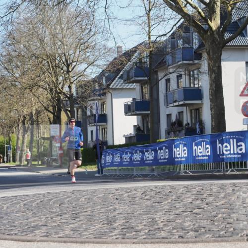 06.04.2025 - 44. Internationalen Wilhelmsburger Insellauf Luisa Fischer http://msf.ph/oto/7557275 06.04.2025 10:16:13 Ziel 4430 meine-sportfotos.de