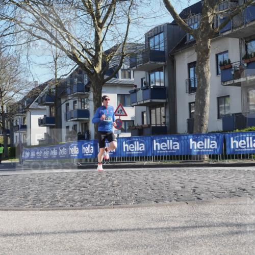 06.04.2025 - 44. Internationalen Wilhelmsburger Insellauf Luisa Fischer http://msf.ph/oto/7557297 06.04.2025 10:16:15 Ziel 4430 meine-sportfotos.de