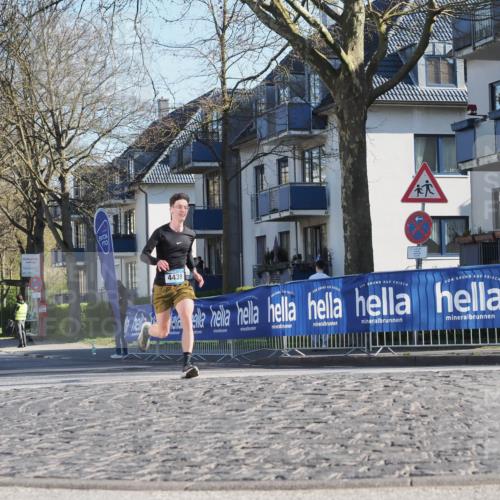 06.04.2025 - 44. Internationalen Wilhelmsburger Insellauf Luisa Fischer http://msf.ph/oto/7557306 06.04.2025 10:16:32 Ziel 4439 meine-sportfotos.de