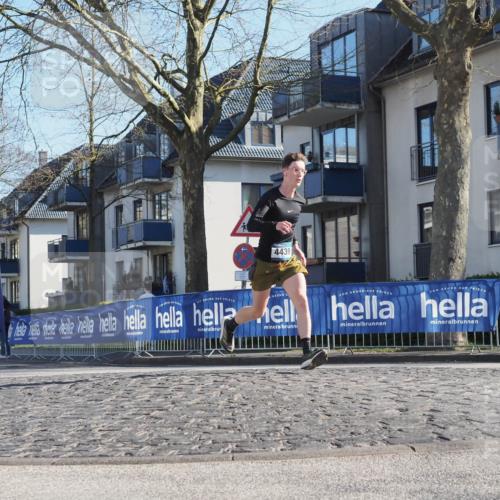 06.04.2025 - 44. Internationalen Wilhelmsburger Insellauf Luisa Fischer http://msf.ph/oto/7557323 06.04.2025 10:16:33 Ziel 4439 meine-sportfotos.de