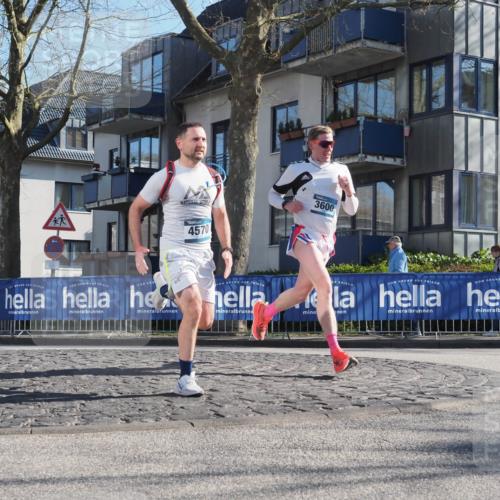 06.04.2025 - 44. Internationalen Wilhelmsburger Insellauf Luisa Fischer http://msf.ph/oto/7557345 06.04.2025 10:16:49 Ziel 3600, 4570 meine-sportfotos.de