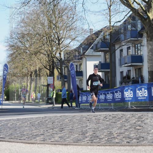 06.04.2025 - 44. Internationalen Wilhelmsburger Insellauf Luisa Fischer http://msf.ph/oto/7557411 06.04.2025 10:17:16 Ziel 4230 meine-sportfotos.de