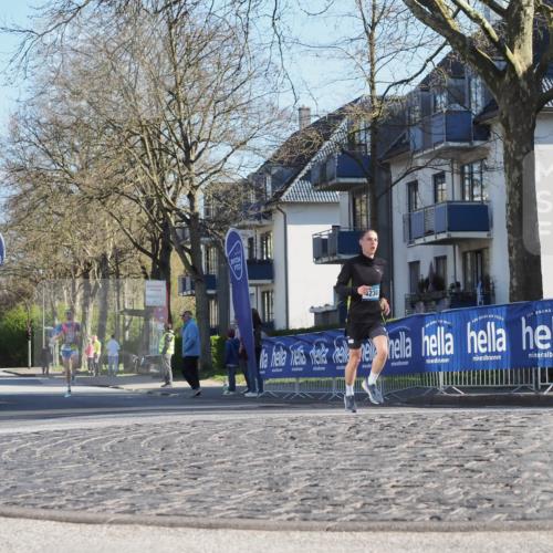 06.04.2025 - 44. Internationalen Wilhelmsburger Insellauf Luisa Fischer http://msf.ph/oto/7557417 06.04.2025 10:17:16 Ziel 4230 meine-sportfotos.de