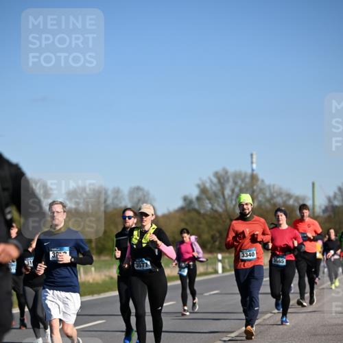 06.04.2025 - 44. Internationalen Wilhelmsburger Insellauf Dr. Thomas Lammeyer http://msf.ph/oto/7557423 06.04.2025 09:33:26 Laufen 32, 3077, 3340, 3565 meine-sportfotos.de