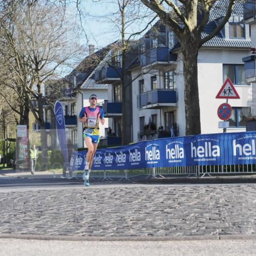 06.04.2025 - 44. Internationalen Wilhelmsburger Insellauf Luisa Fischer http://msf.ph/oto/7557429 06.04.2025 10:17:21 Ziel 3259 meine-sportfotos.de