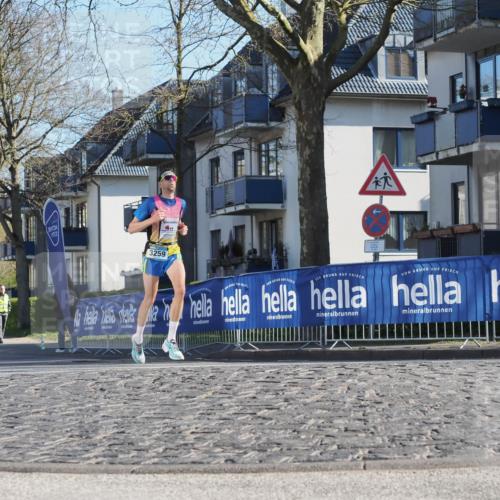 06.04.2025 - 44. Internationalen Wilhelmsburger Insellauf Luisa Fischer http://msf.ph/oto/7557432 06.04.2025 10:17:21 Ziel 3259 meine-sportfotos.de