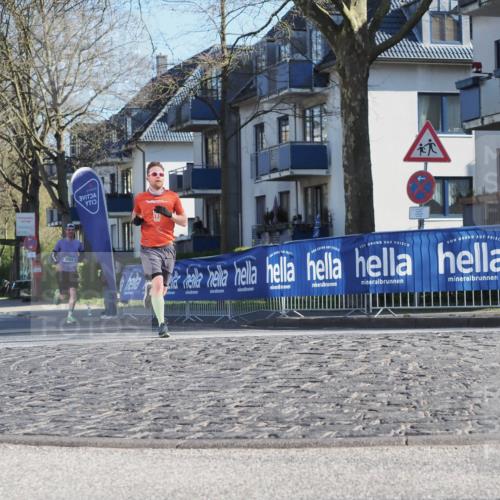 06.04.2025 - 44. Internationalen Wilhelmsburger Insellauf Luisa Fischer http://msf.ph/oto/7557445 06.04.2025 10:17:50 Ziel 3994 meine-sportfotos.de